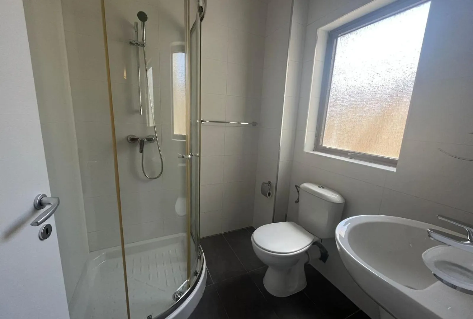 Xl Spacious Apartment, 4-Br Home In Central Area, Walk To Sliema - St Julian'S Gzira Apartment