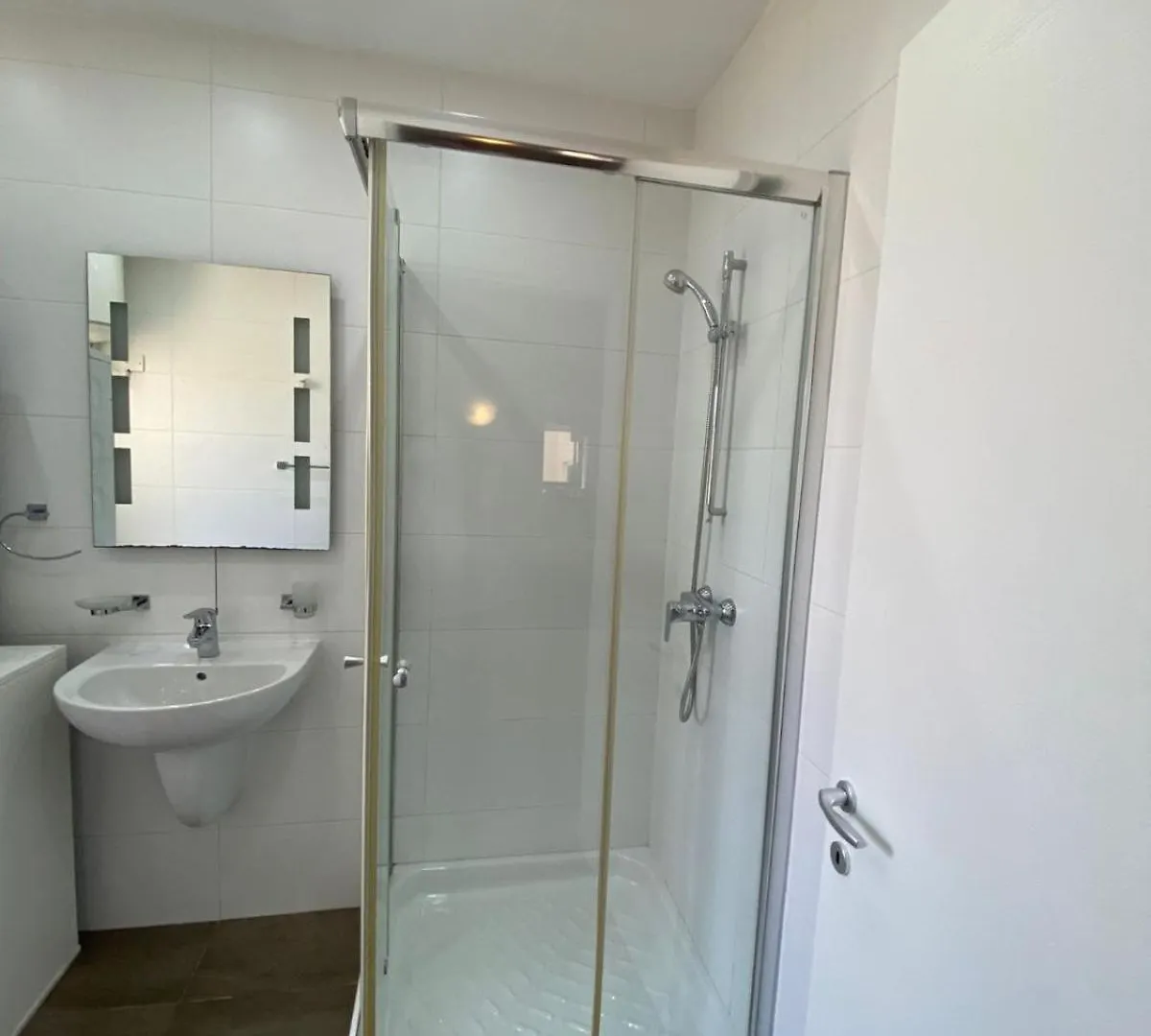 Xl Spacious Apartment, 4-Br Home In Central Area, Walk To Sliema - St Julian'S Gzira 0*,