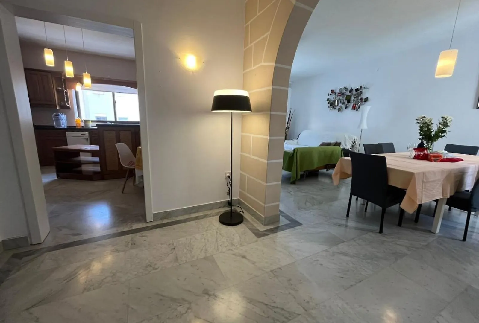 Xl Spacious Apartment, 4-Br Home In Central Area, Walk To Sliema - St Julian'S Gzira